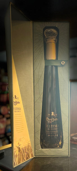 DON JULIO ULTIMA RESERVA EXTRA ANEJO